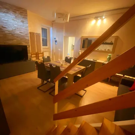 Lägenhet Alley Star